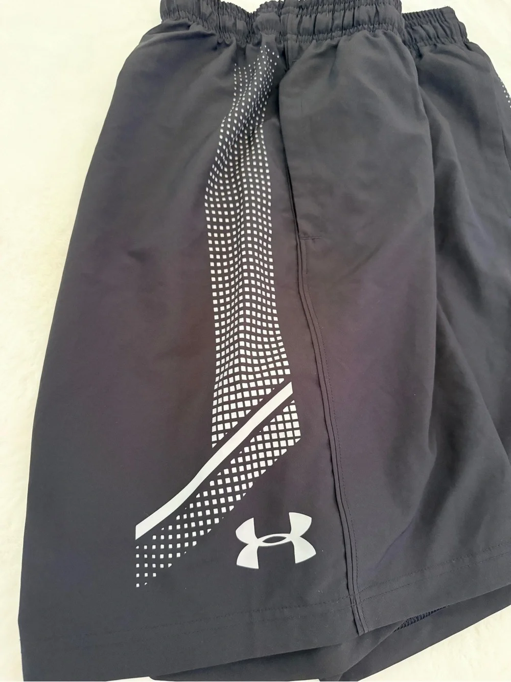 Under Armour Black Men's Athletic Shorts with Side Dot Trim